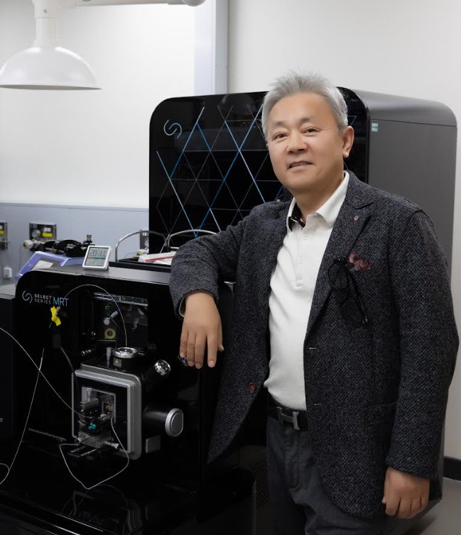 양영 교수이미지