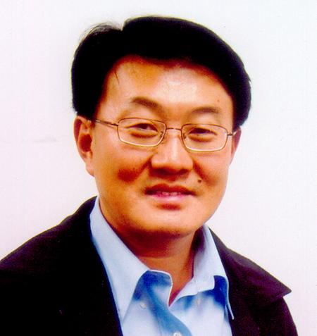 박수철 교수이미지